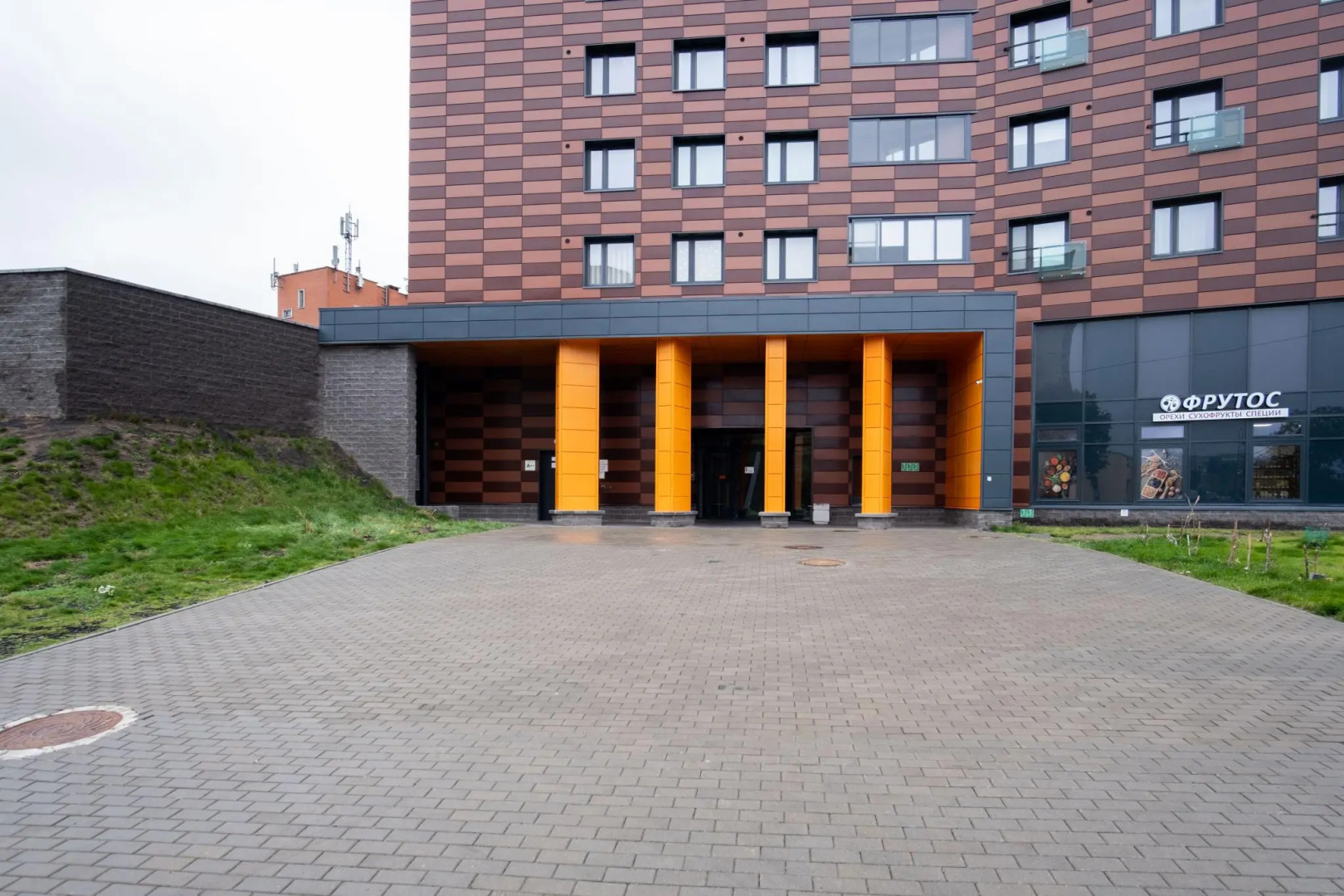 Olivinn на улице Фролова