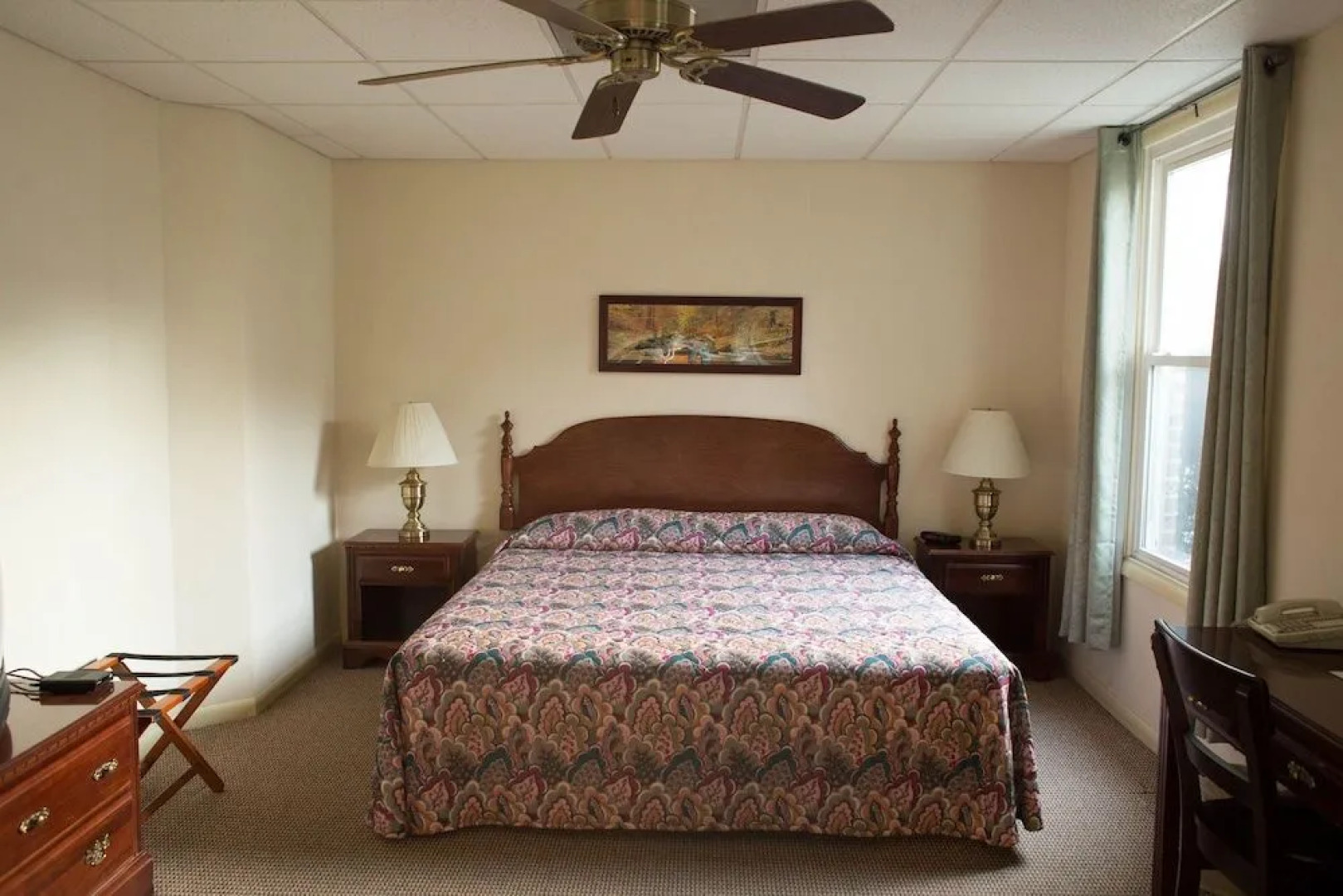 Country Squire Inn and Suites