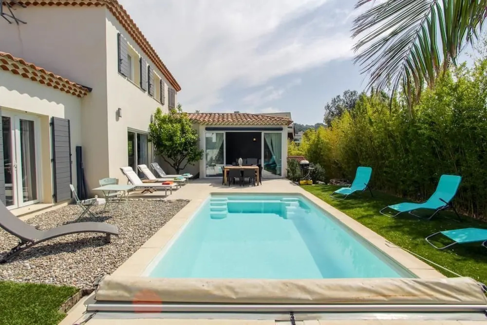 Homelly - Belle Maison avec piscine