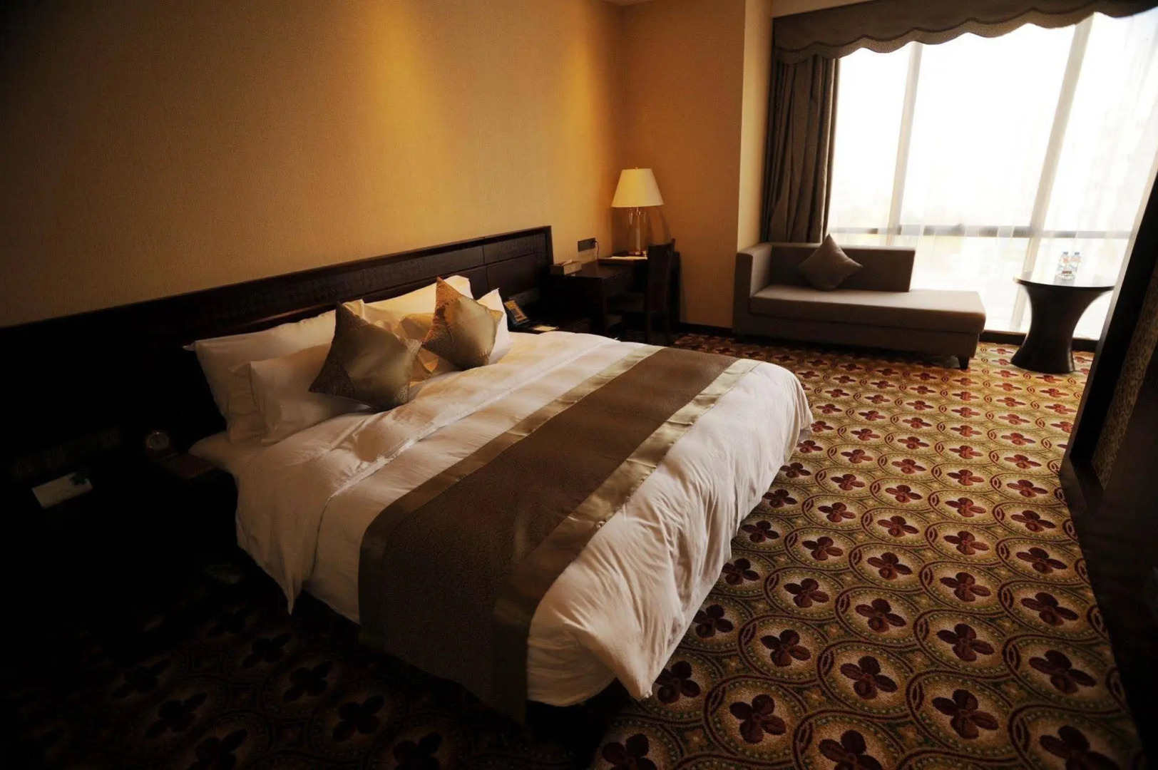 Manhatton Hotel Beihai