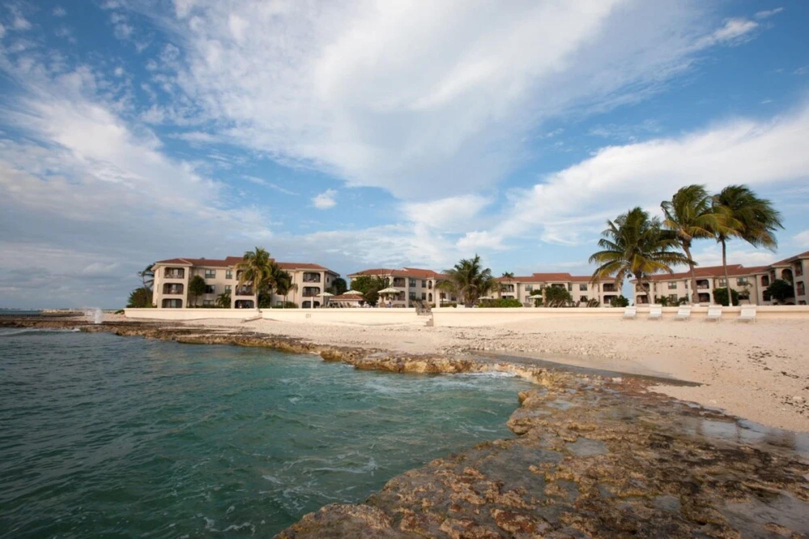 George Town Villas by Cayman Villas