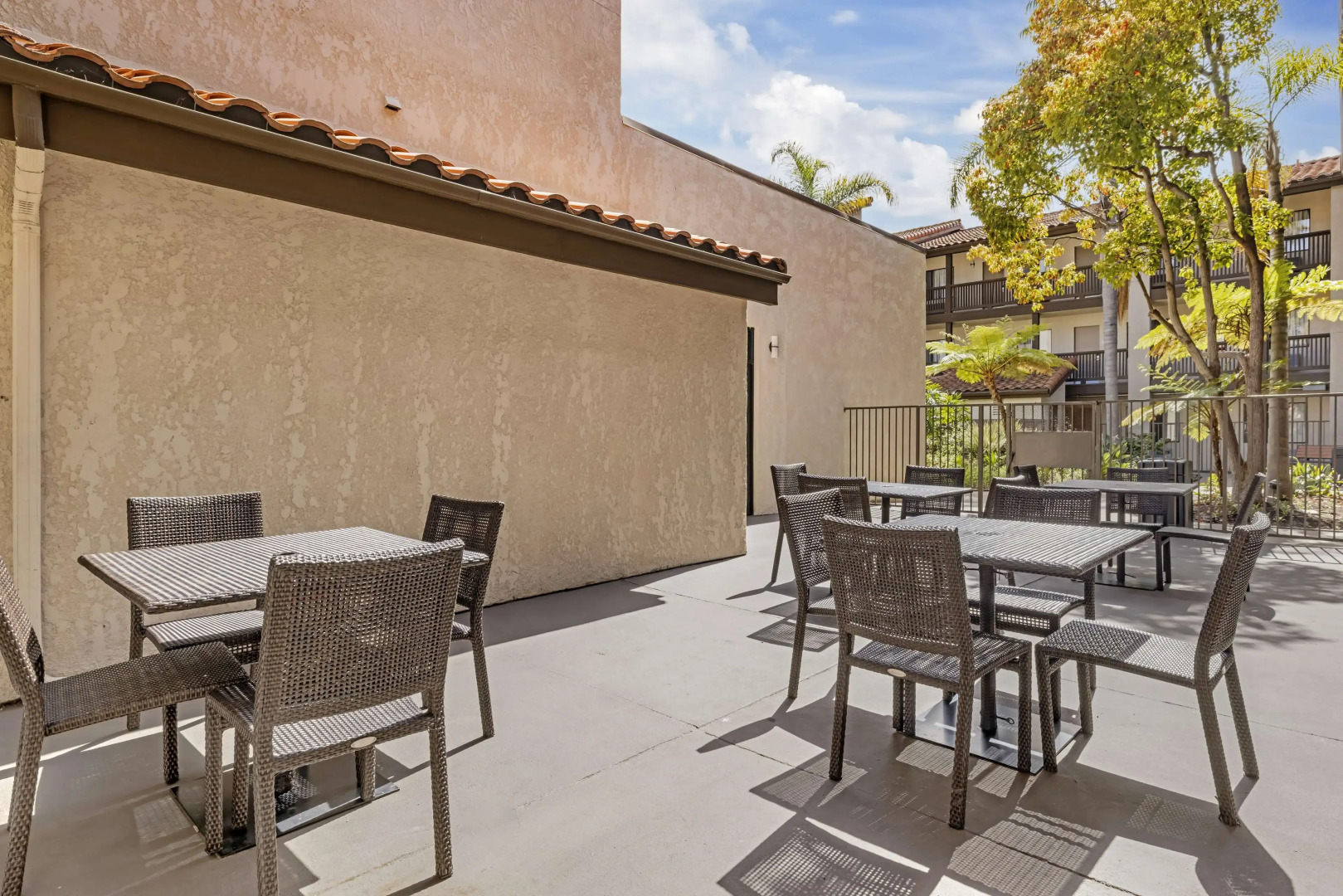 Best Western Carlsbad by the Sea