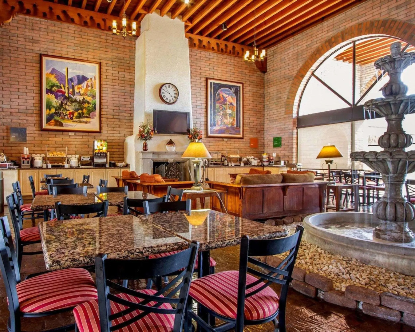 Comfort Suites Tucson near Sabino Canyon