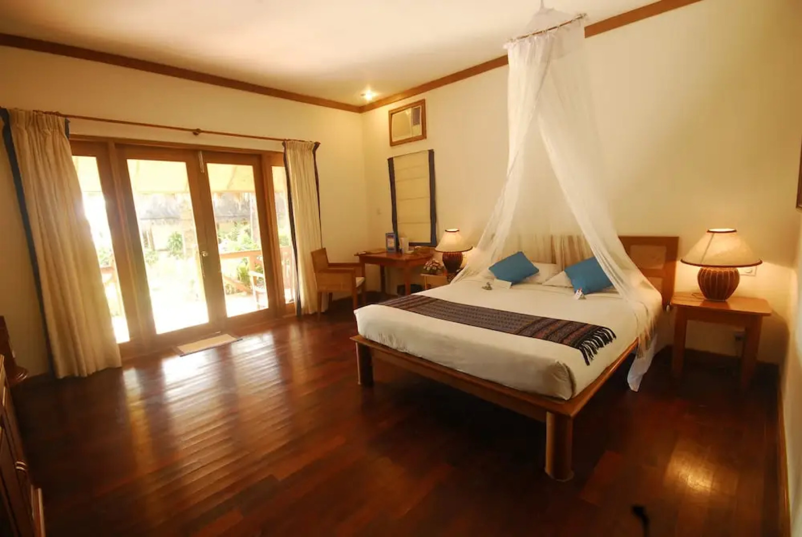 Myanmar Treasure Resort Ngwe Saung