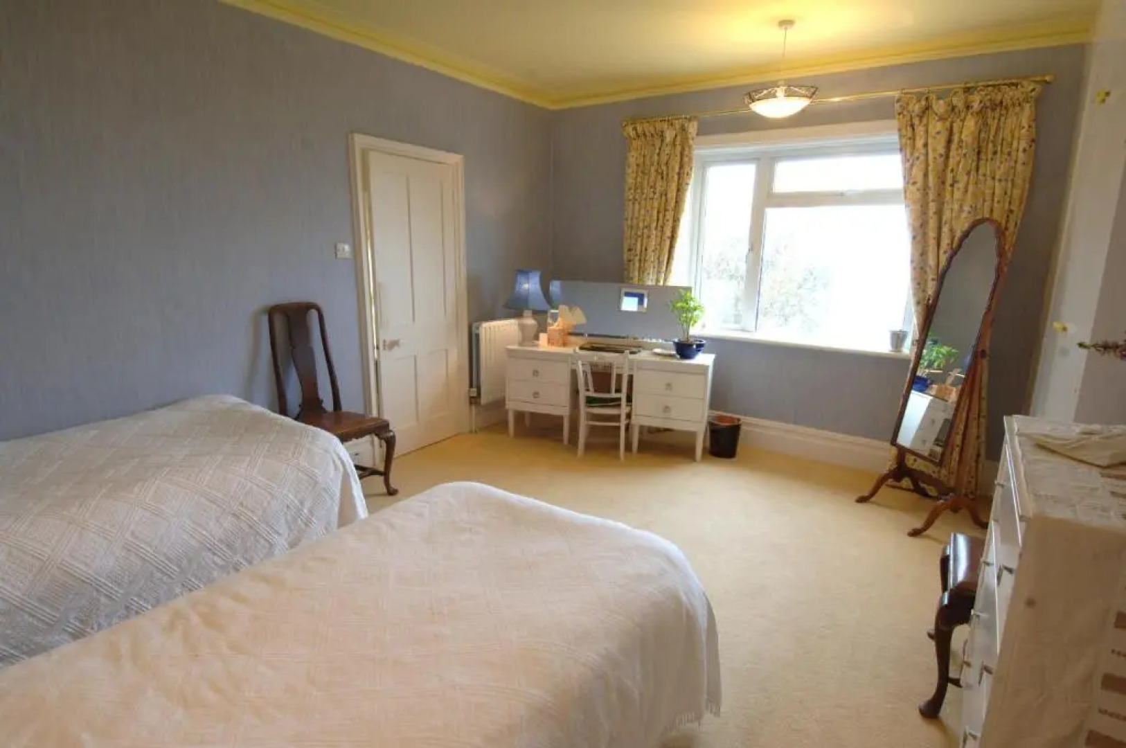 Seawall, 30a Burlington Road