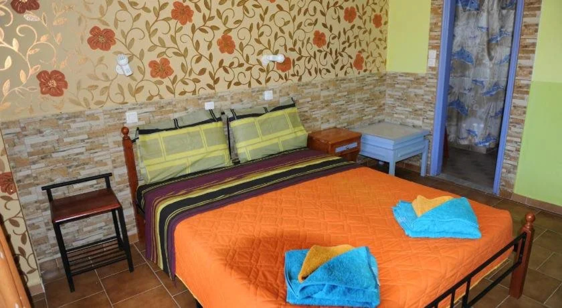 Efi Studios & Apartments