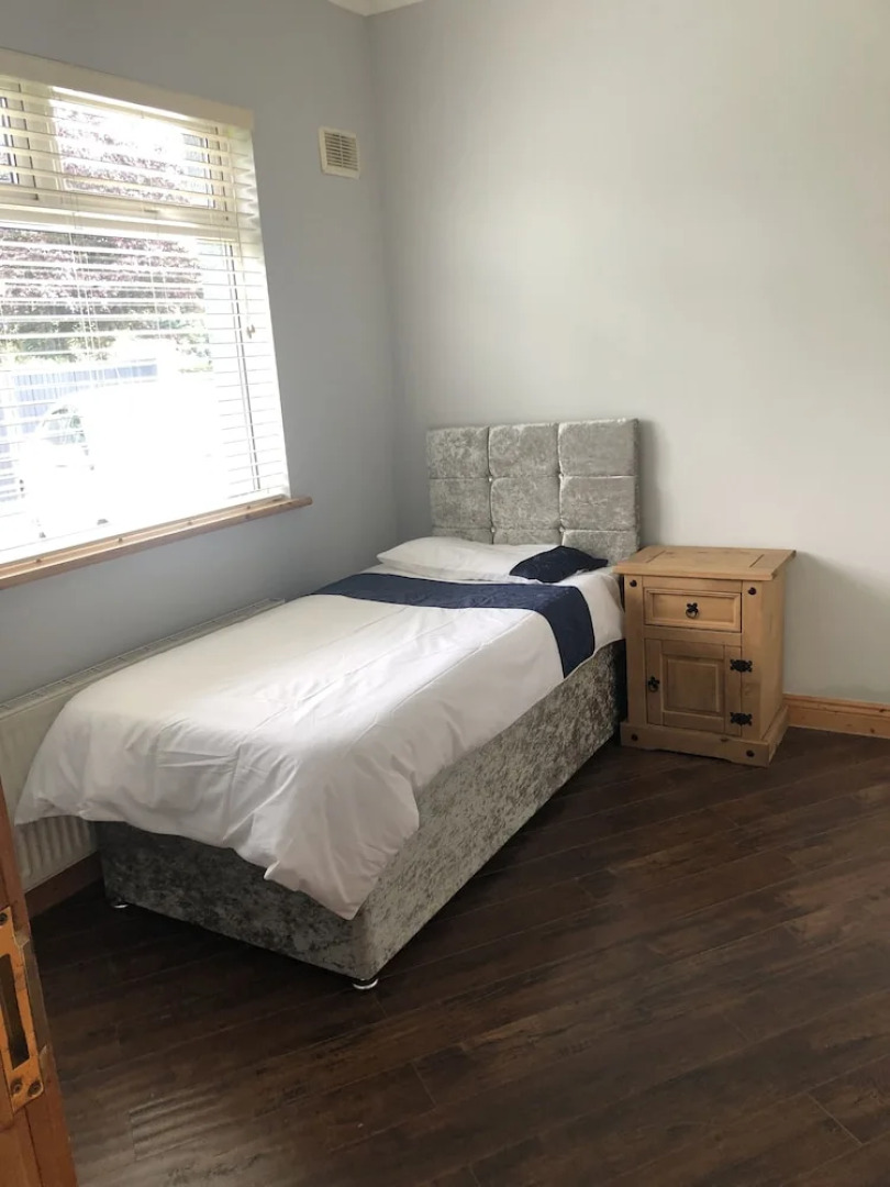 Remarkable House in Newbridge