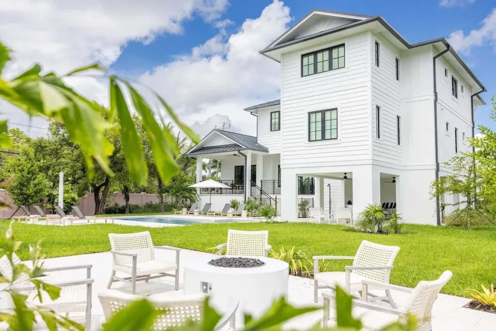 Brand New Build Larkshine House - Pool