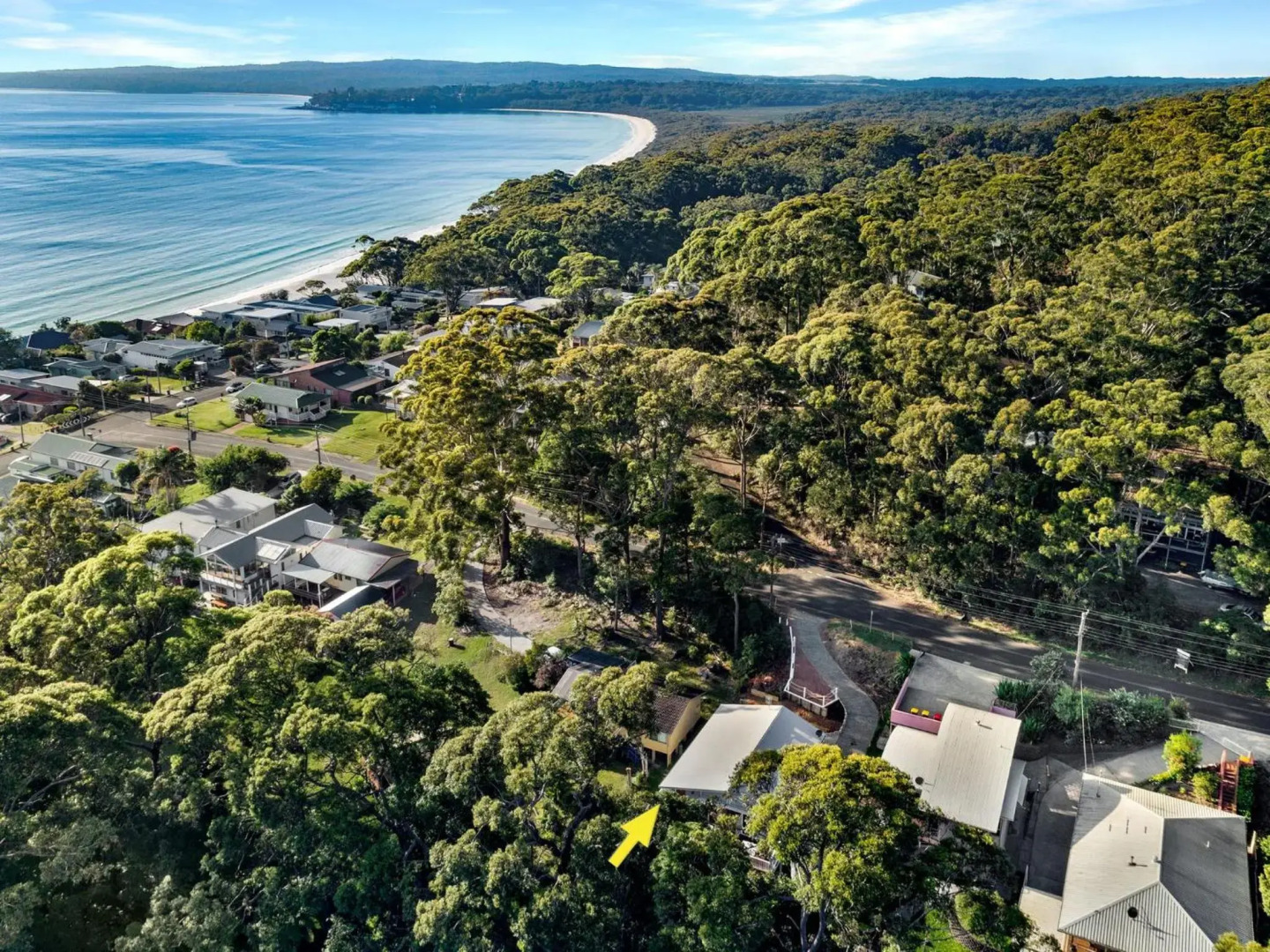 SEA DECK Hyams Beach 4pm Check Out Sundays