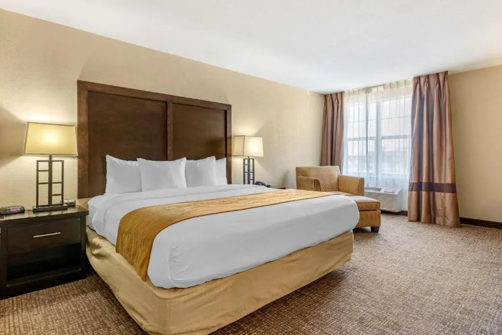 Comfort Inn & Suites Allen Park/dearborn