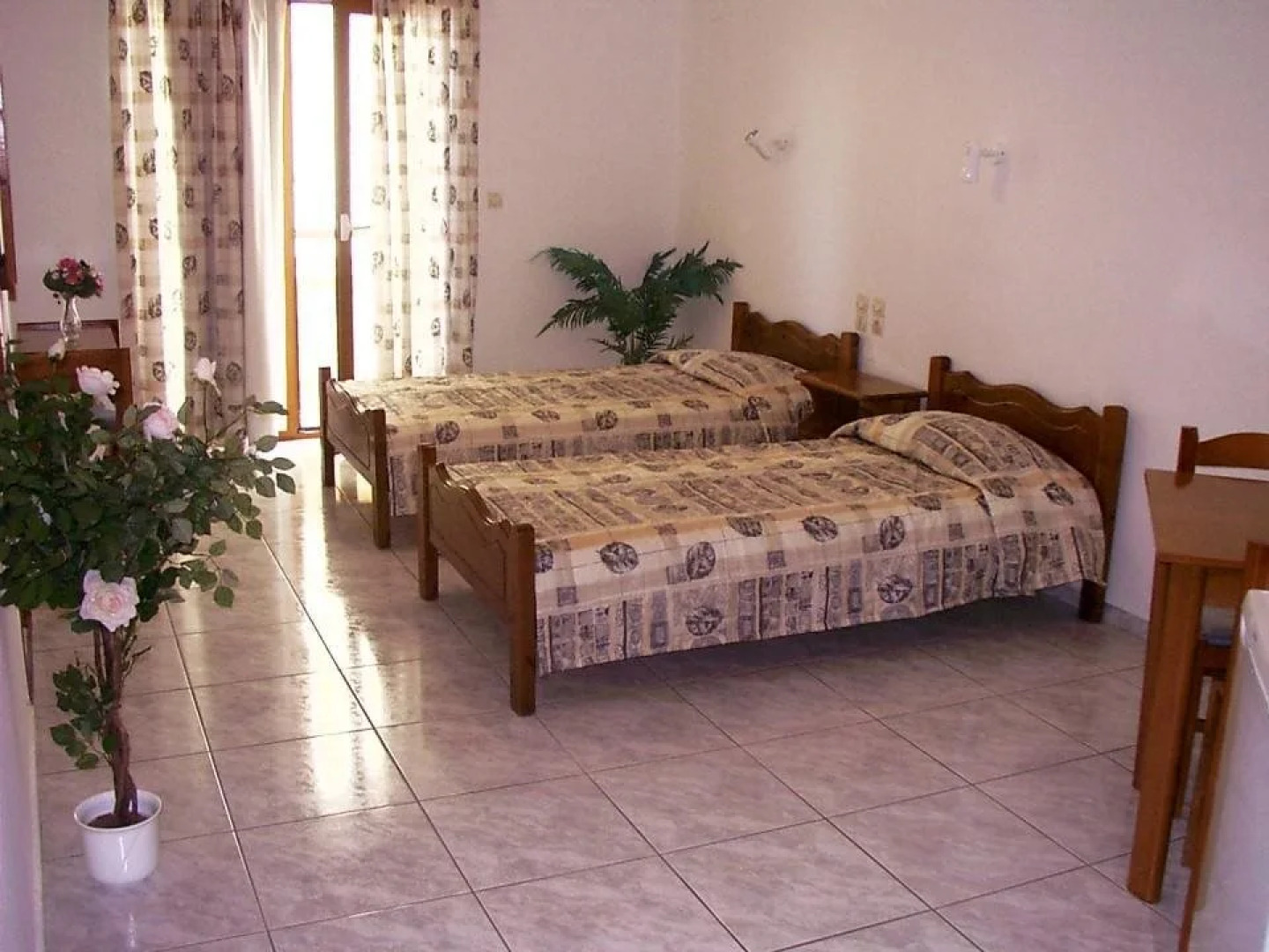 Proto House Apartments