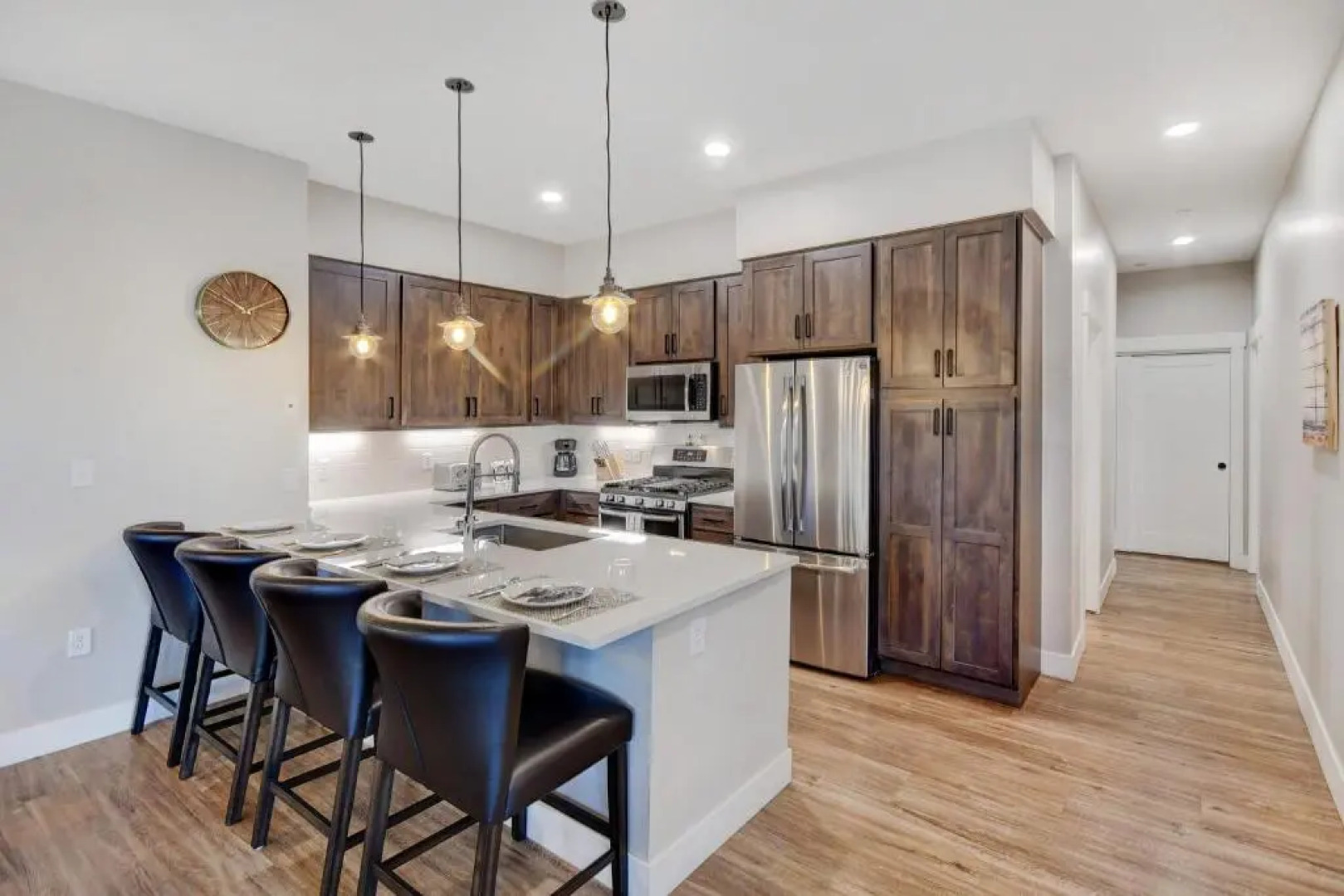 New Luxury Loft #107 Near Resort Huge Hot Tub & Views - FREE Activities & Equipment Rentals Daily