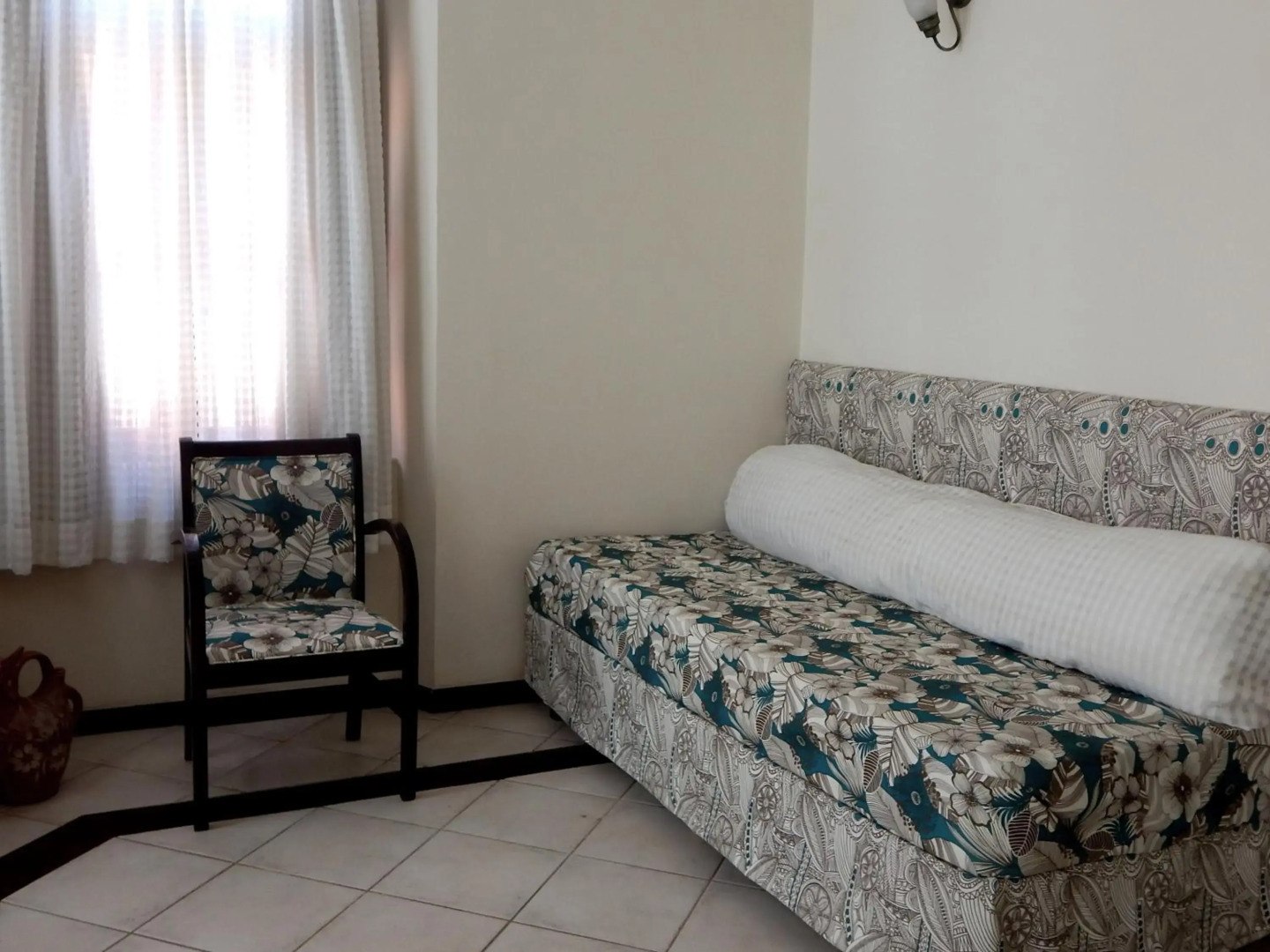 Solar do Carmo Suites & Apartments