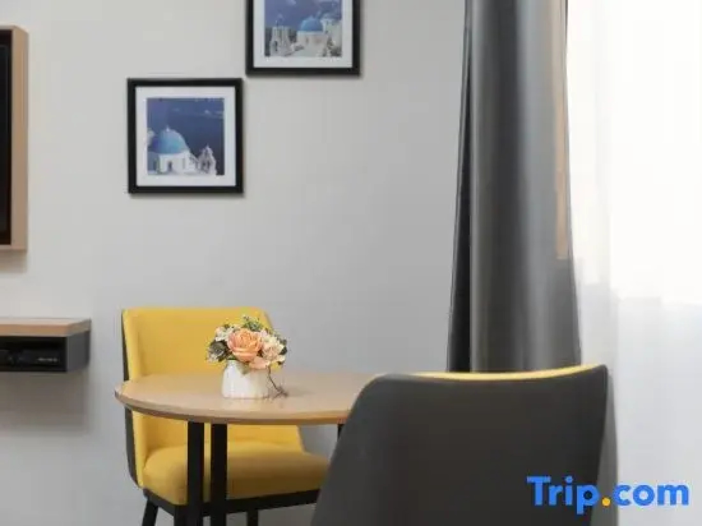 Yeste Hotel (Wuzhou Municipal Plaza)