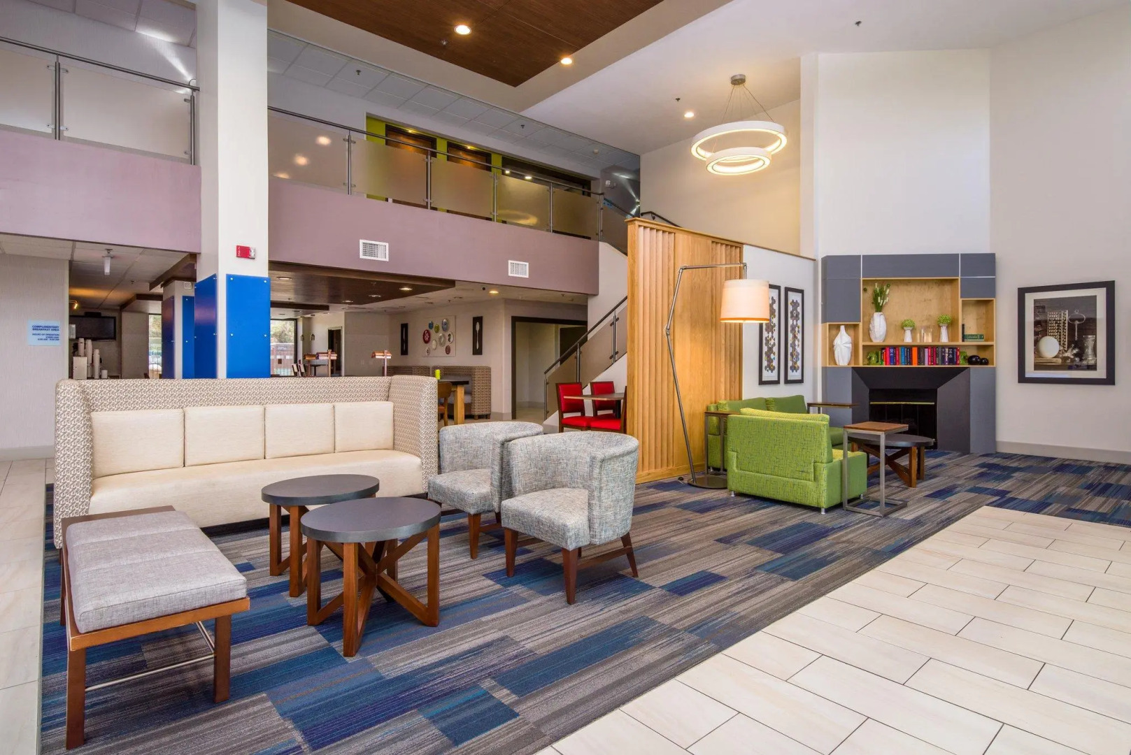 Holiday Inn Express Hotel & Suites Phoenix-Airport by IHG