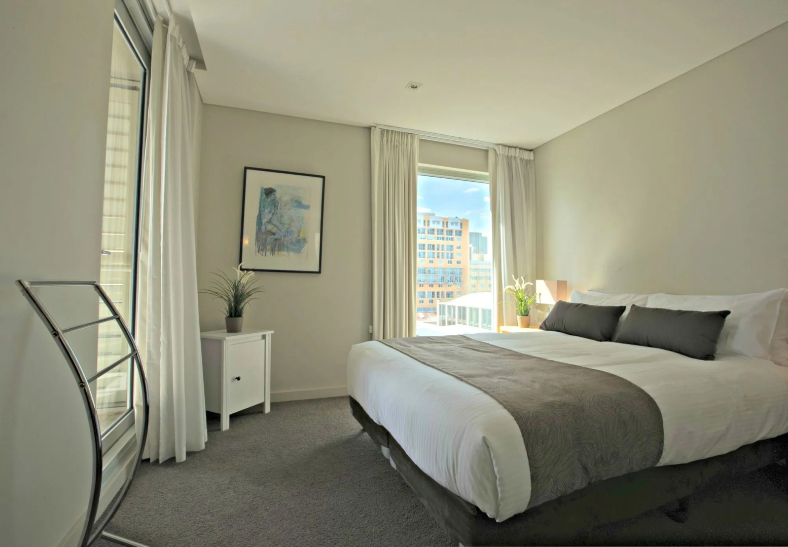 Adelaide DressCircle Apartments North Terrace