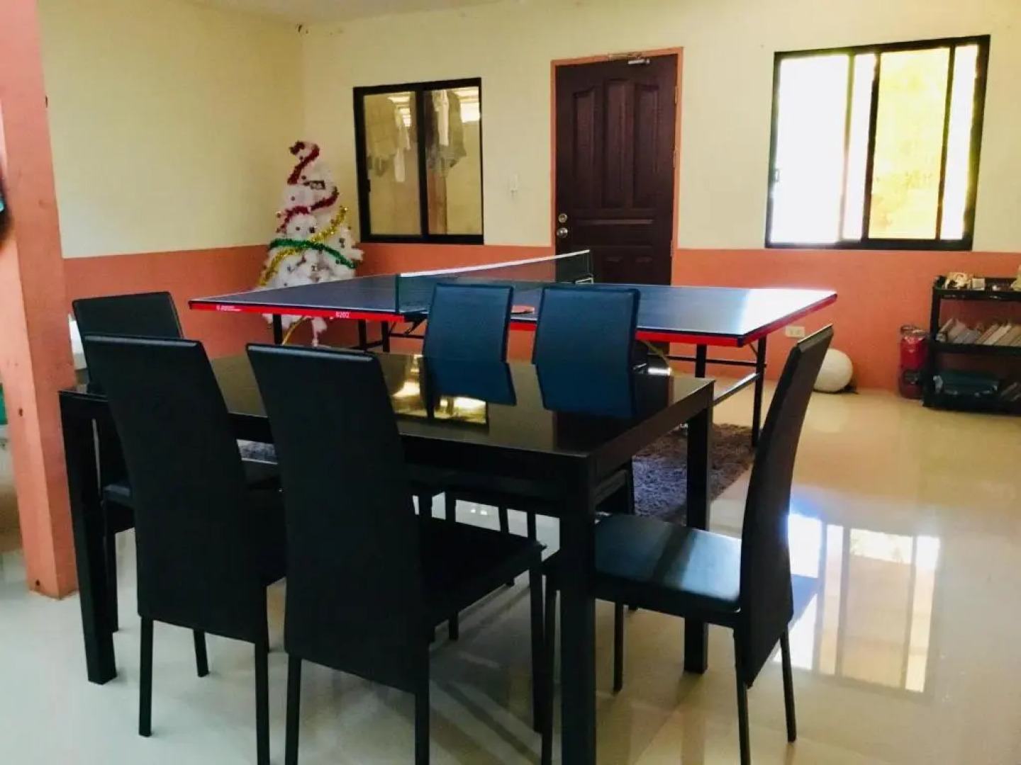 Larosa Hostel Bed And Breakfast