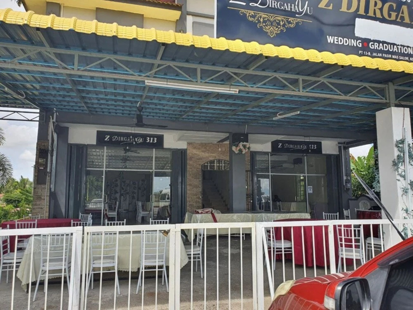 Hotel Z Dirgahayu 313 by Oyo Rooms