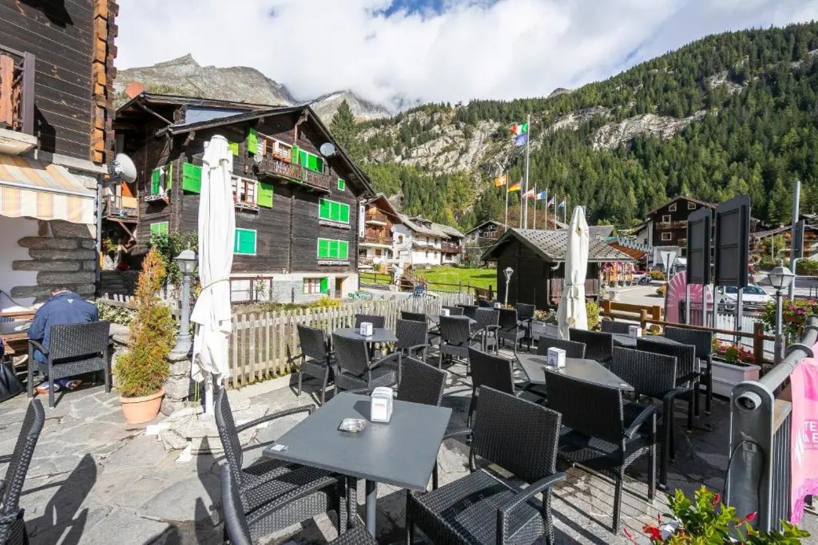 Monterosa Cozy Apartment 200m From Ski