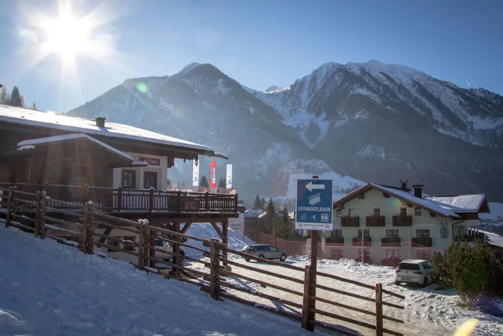 Hotel Rothirsch by Skinetworks