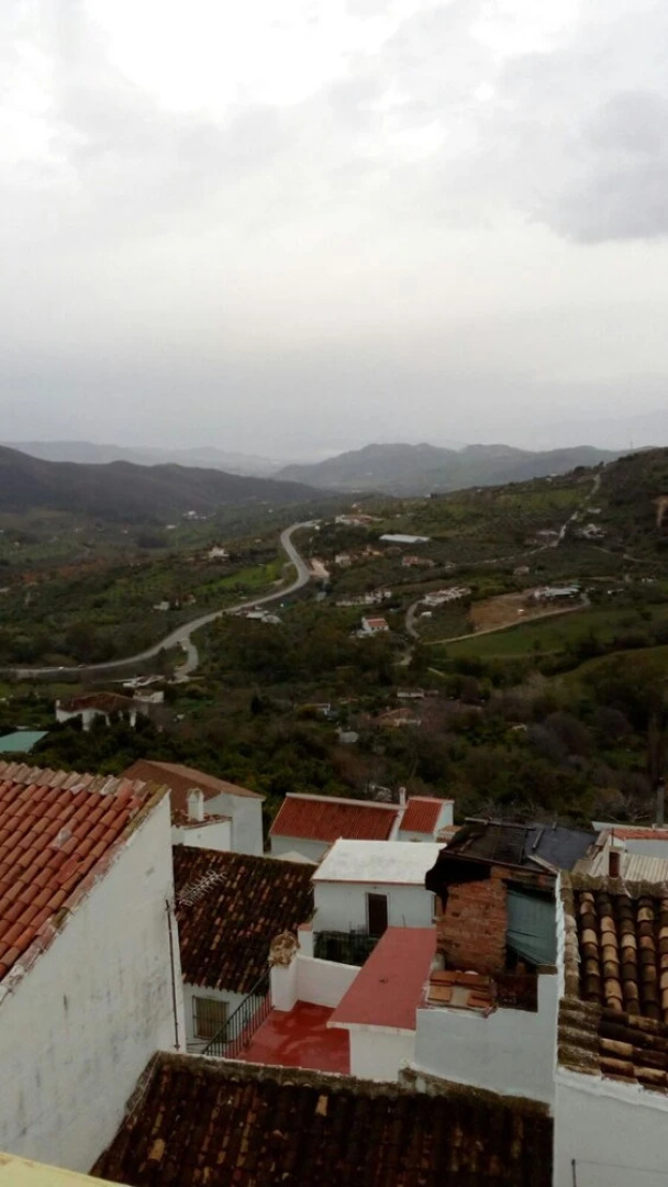 House With 3 Bedrooms in Casarabonela, With Wonderful Mountain View an