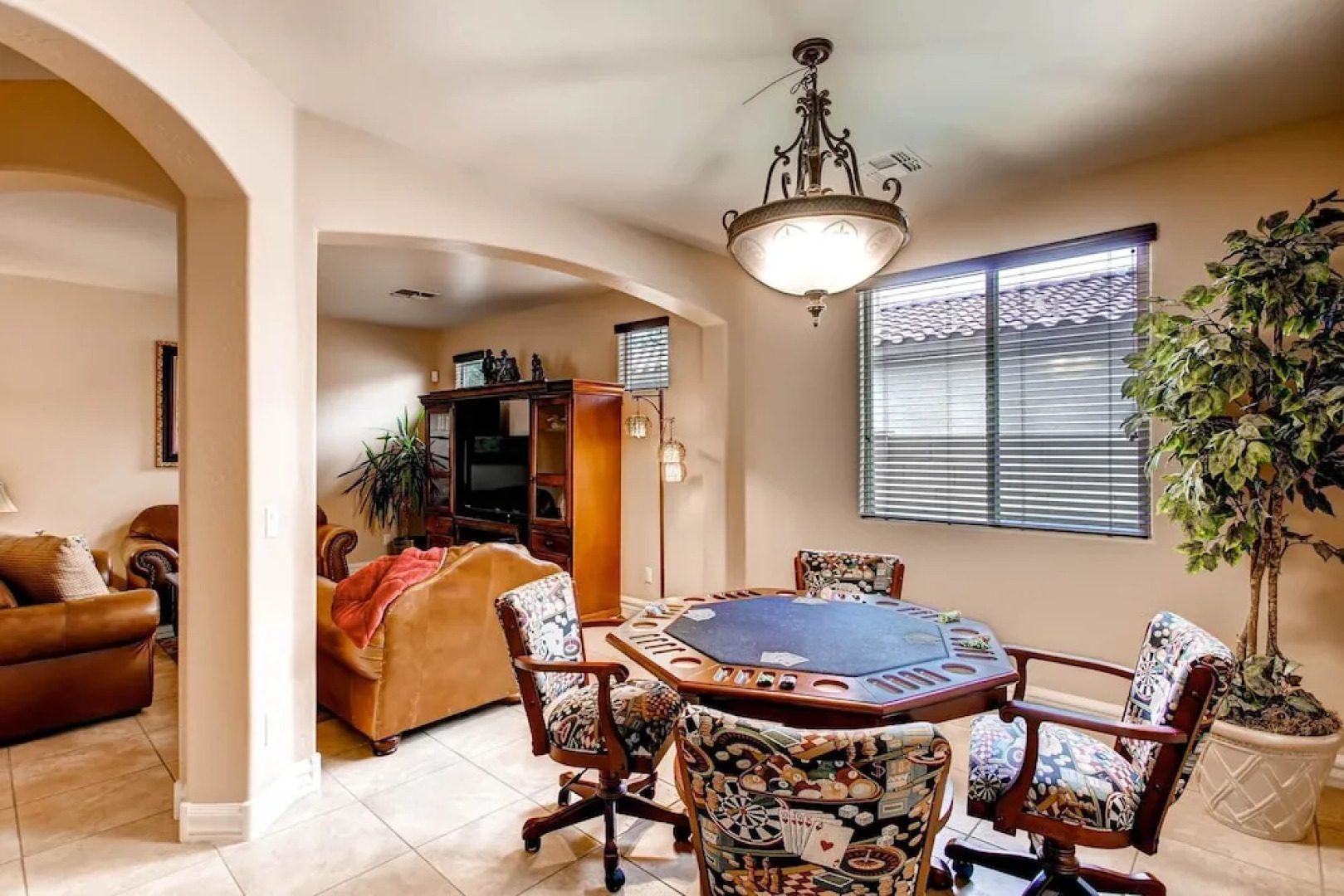 PX018 5 Bedroom Apartment By Senstay