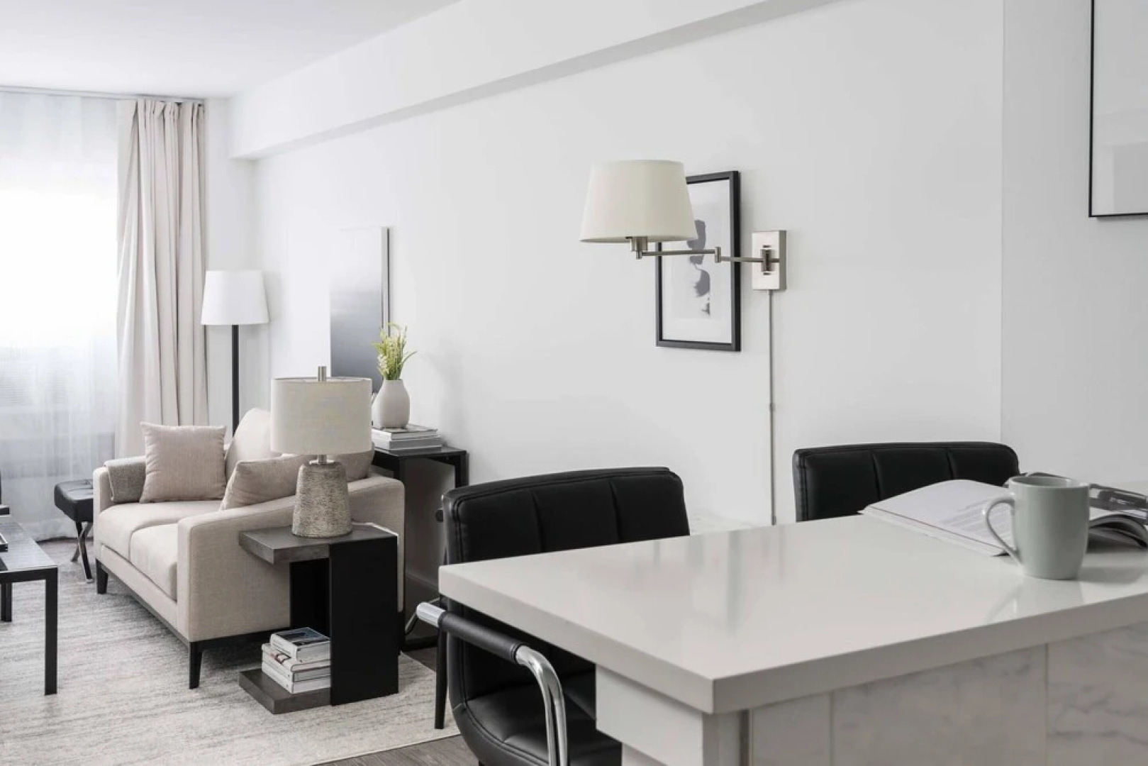 MONTCLAIR - Modern CWE Apts near BJC by Zencity