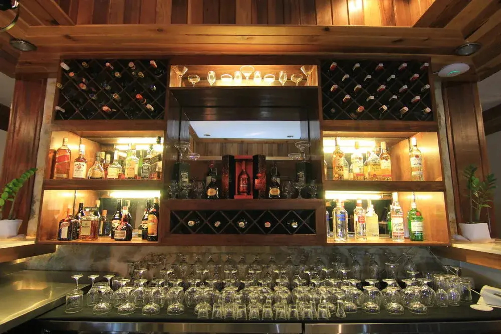 Sol Y Viento Mountain Hot Springs Resort