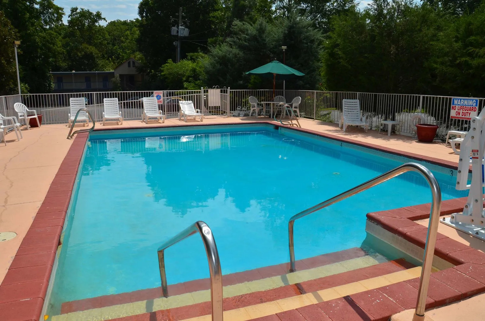 Red Roof Inn Williamsburg