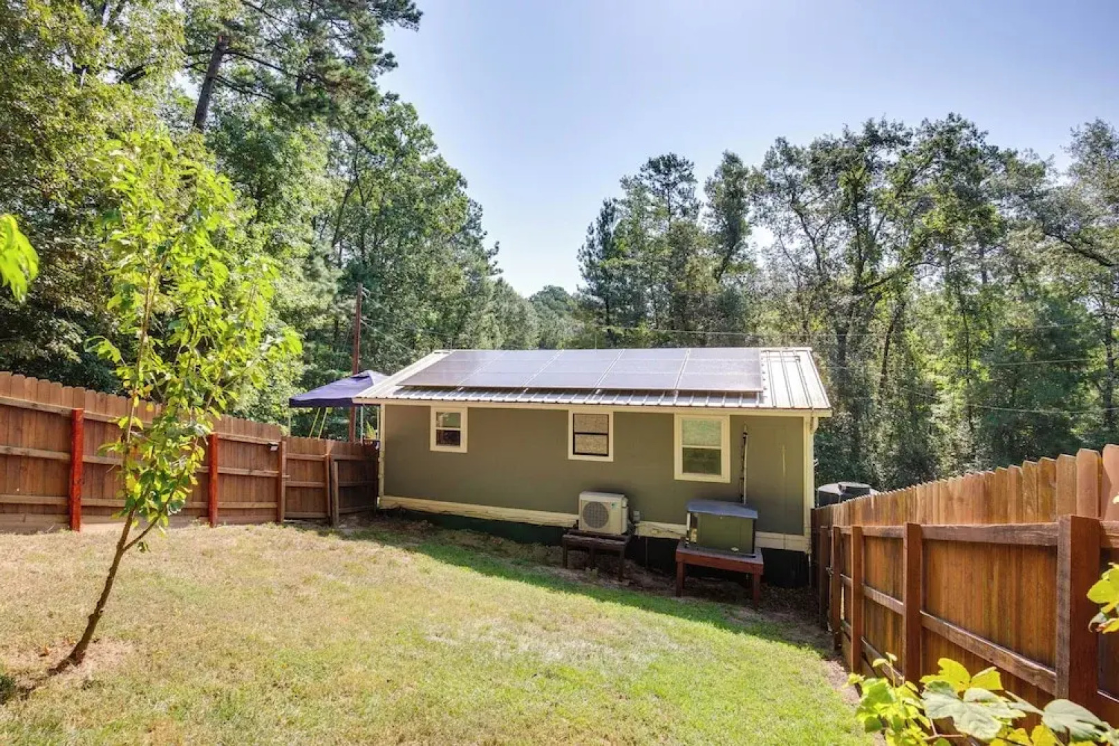 Secluded Avinger Cabin < 1 Mi to Lake O' The Pines