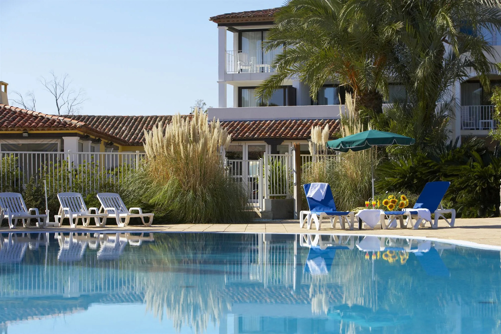 SOWELL Family Port Grimaud