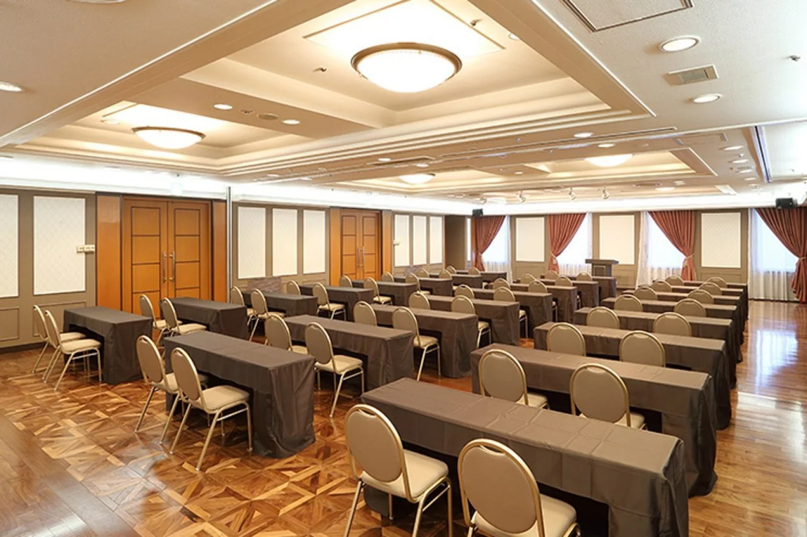 Отель Osaka Tokyu Rei