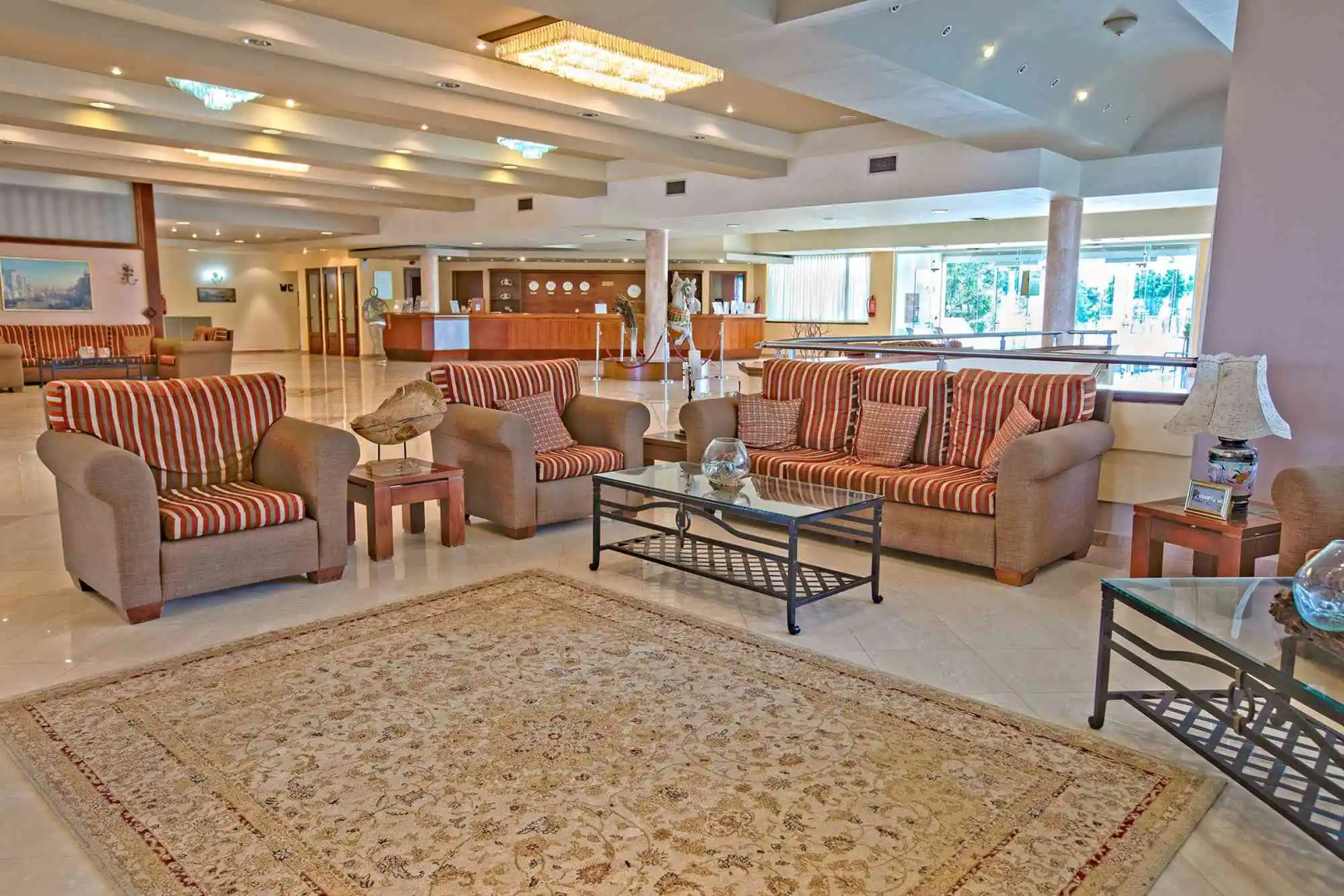 Отель Sovereign Beach