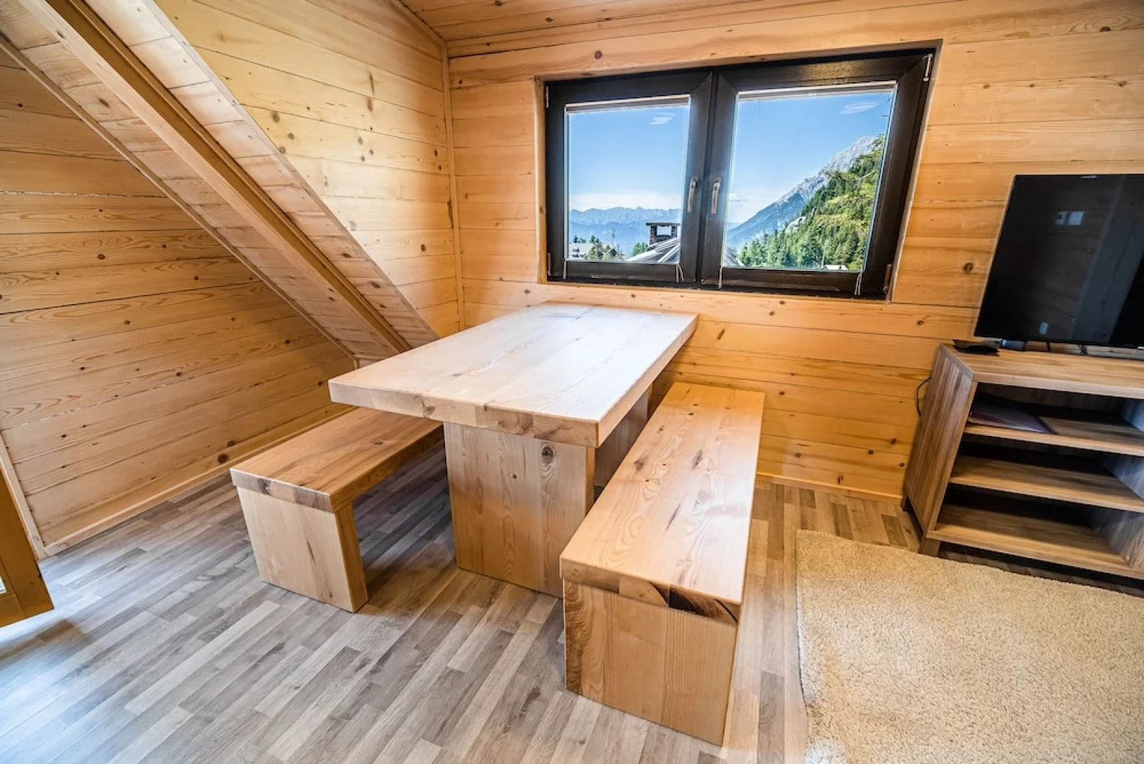 Apartments Zvoh, Krvavec, Ski-in, Ski-out