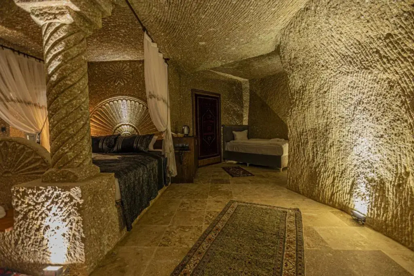 Zumrut Anka Cave Hotel