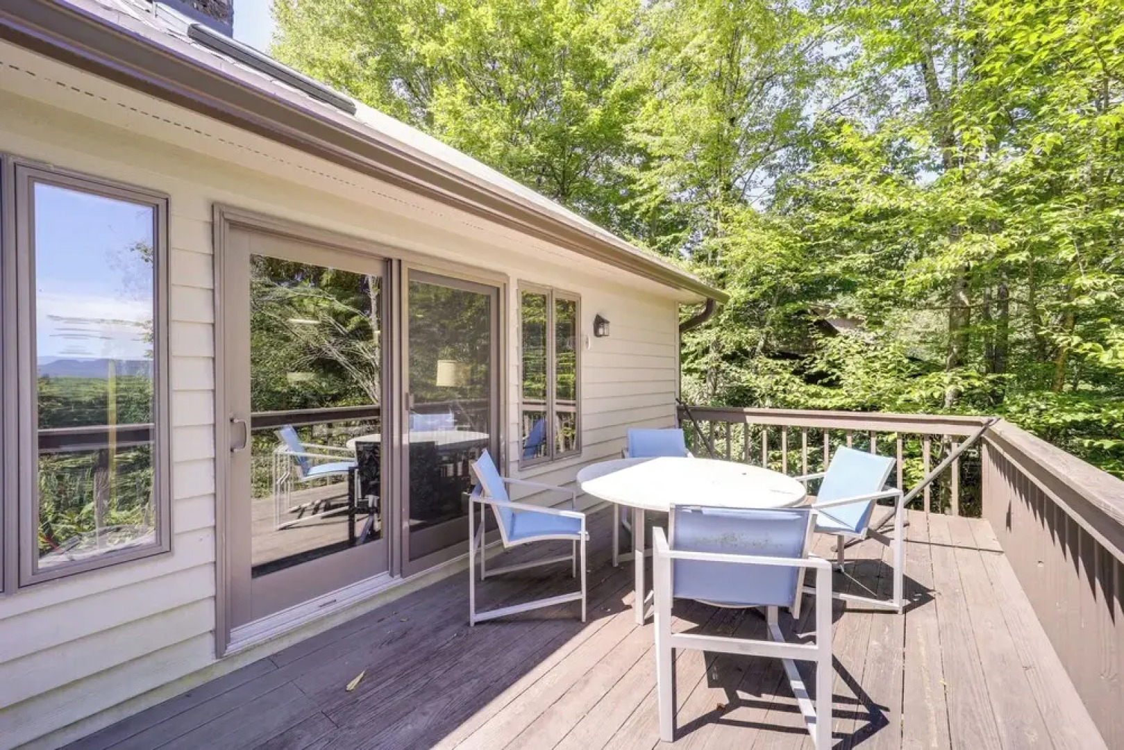 Dog-friendly Blowing Rock Chalet w/ Stunning Views