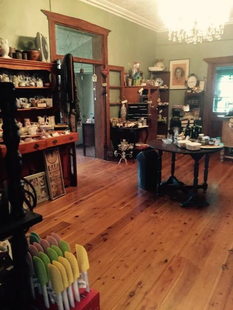 Griffith Catania Farm Cottage