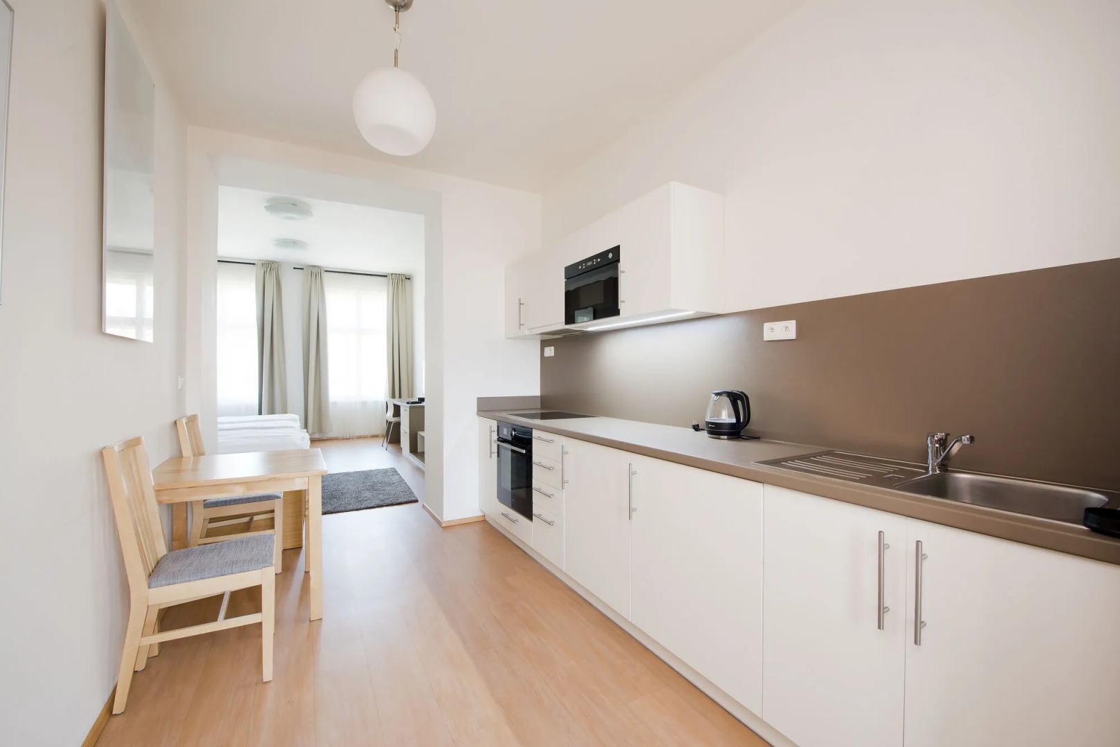 DownTown Suites Chlumova