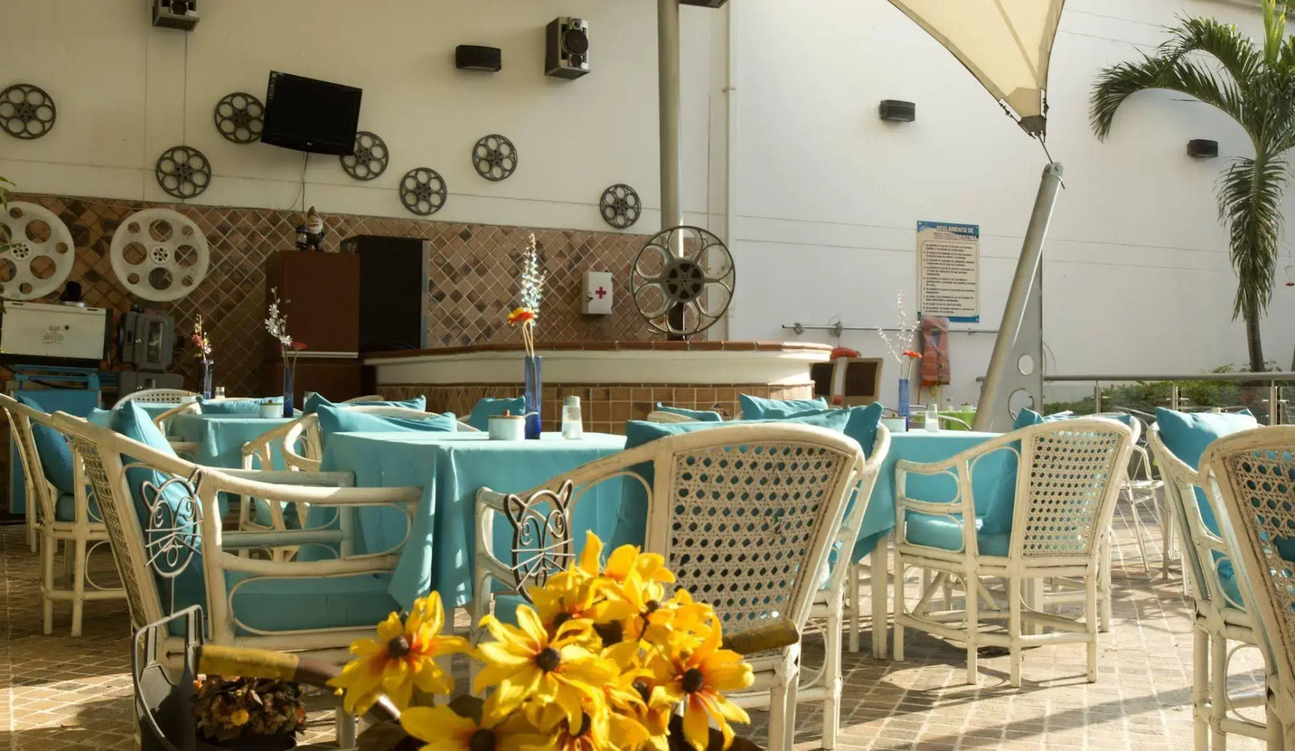 Atlantis Plaza Hotel