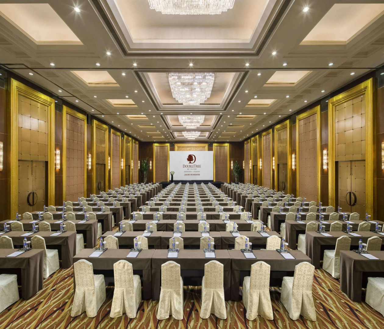 DoubleTree by Hilton Hotel Shanghai - Pudong