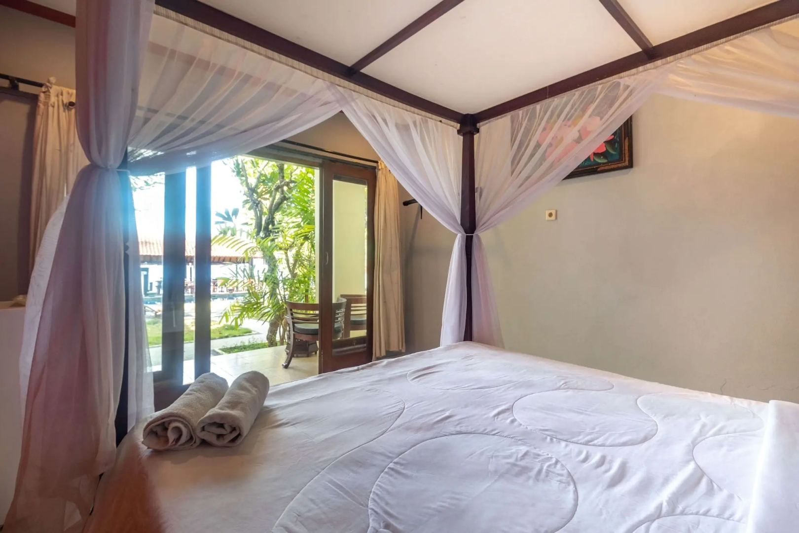 Rising Star Dive Resort