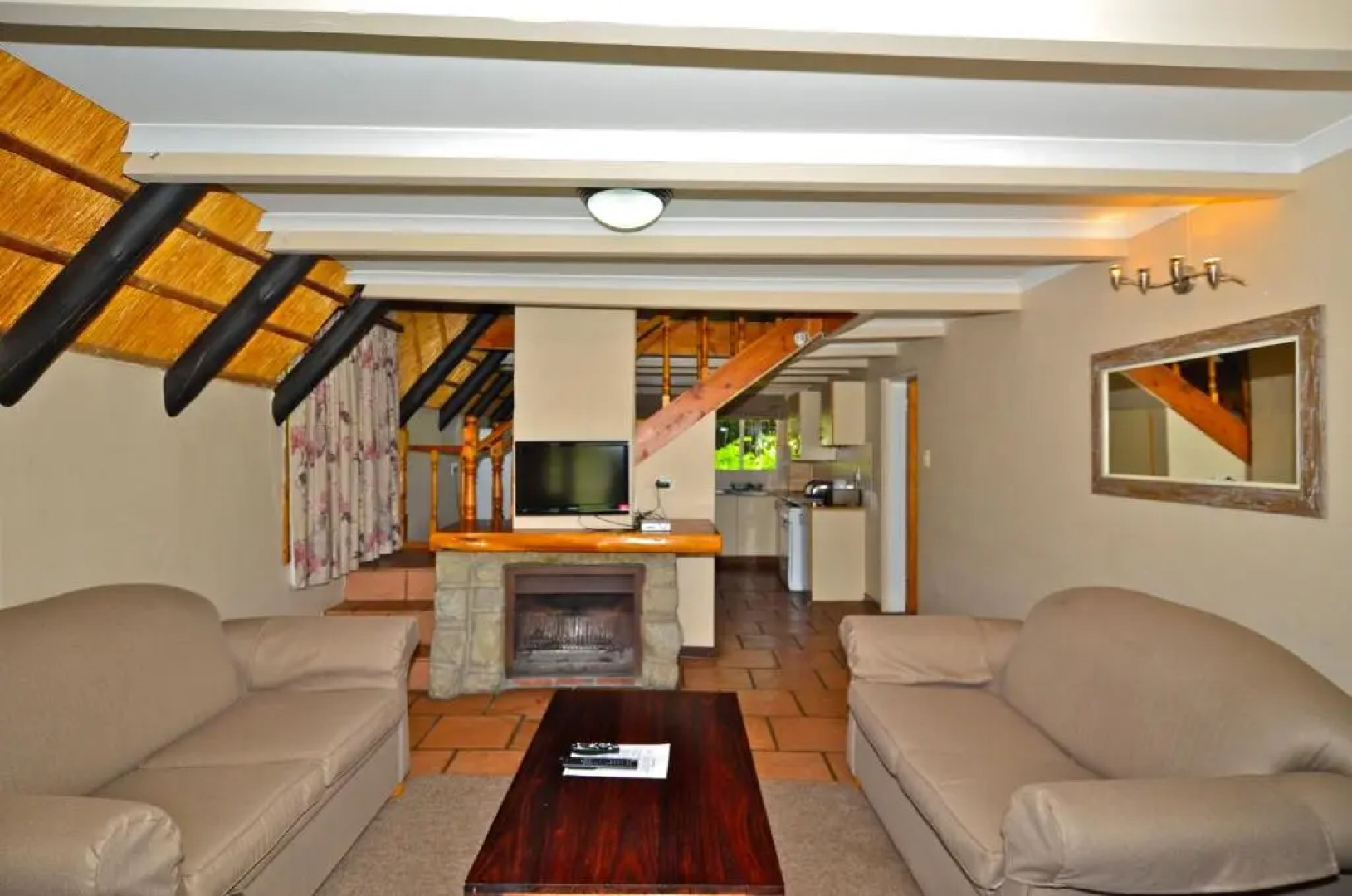 Hlalanathi Drakensberg Resort