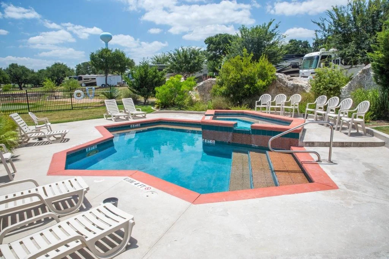 Sun Outdoors Lake Travis