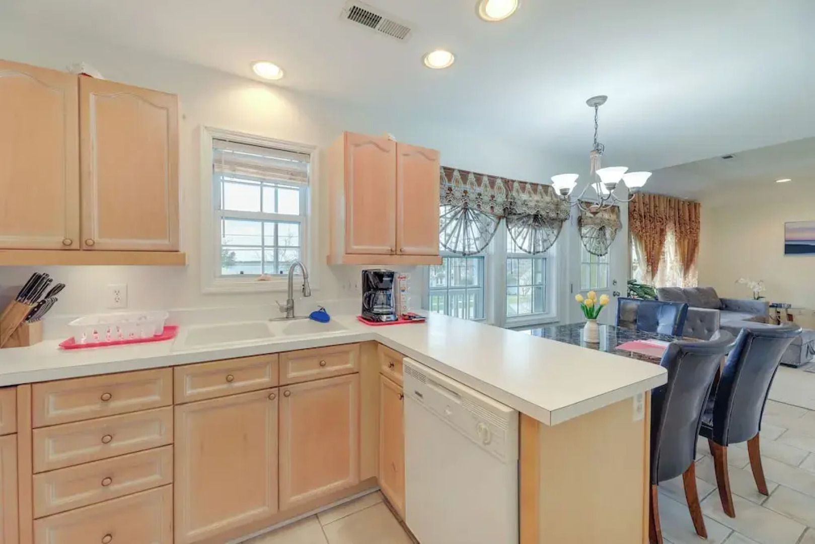 Waterfront Crystal Coast Vacation Rental Getaway!