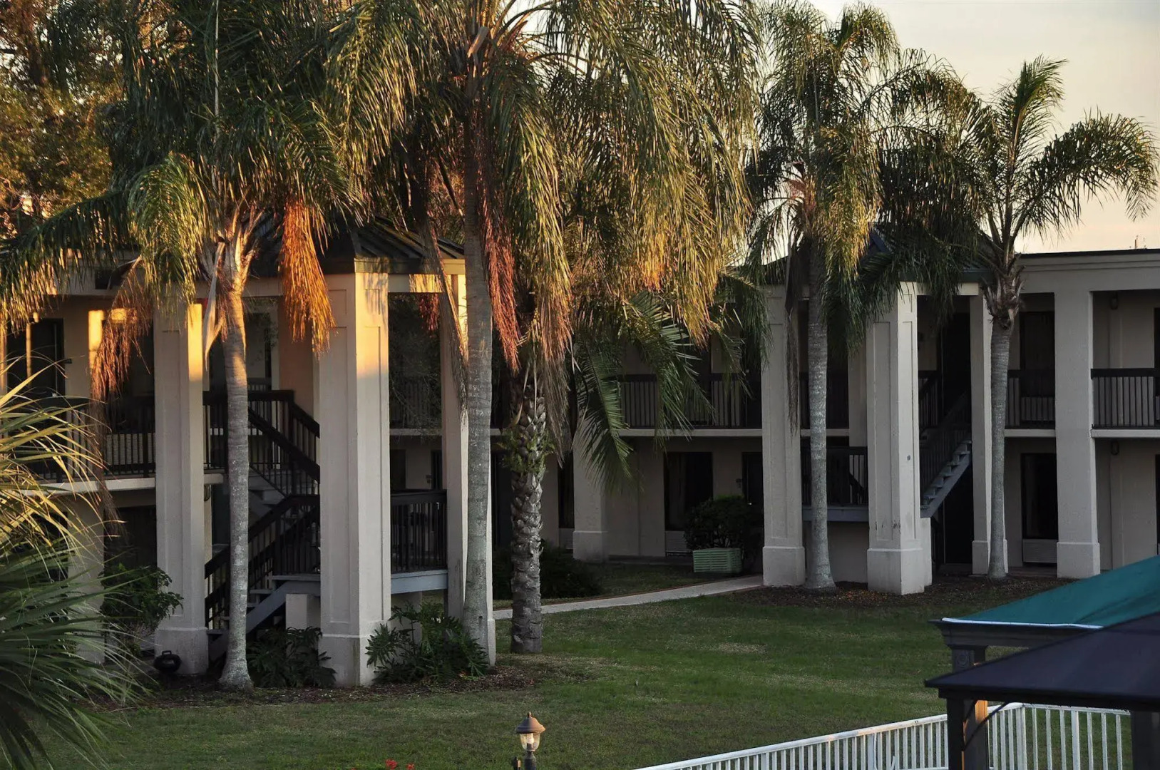 Winter Haven Suites & Conference Center