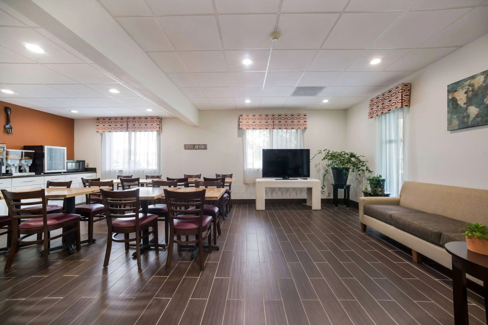 Ramada by Wyndham Effingham