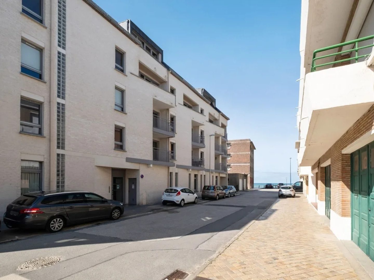 Modern Apartment in Bray-Dune with Seaside view