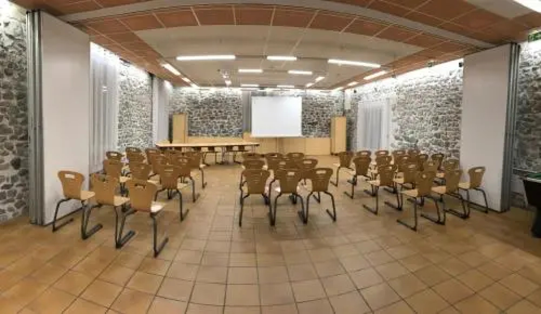 Auberge De La Vallee Dossau