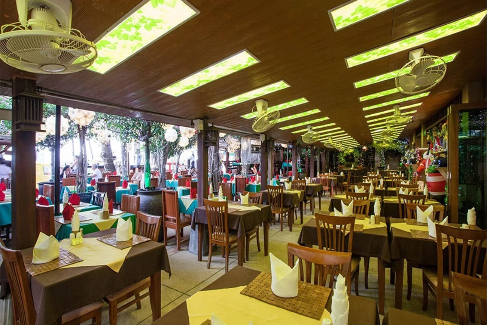 Tropica Bungalow Resort