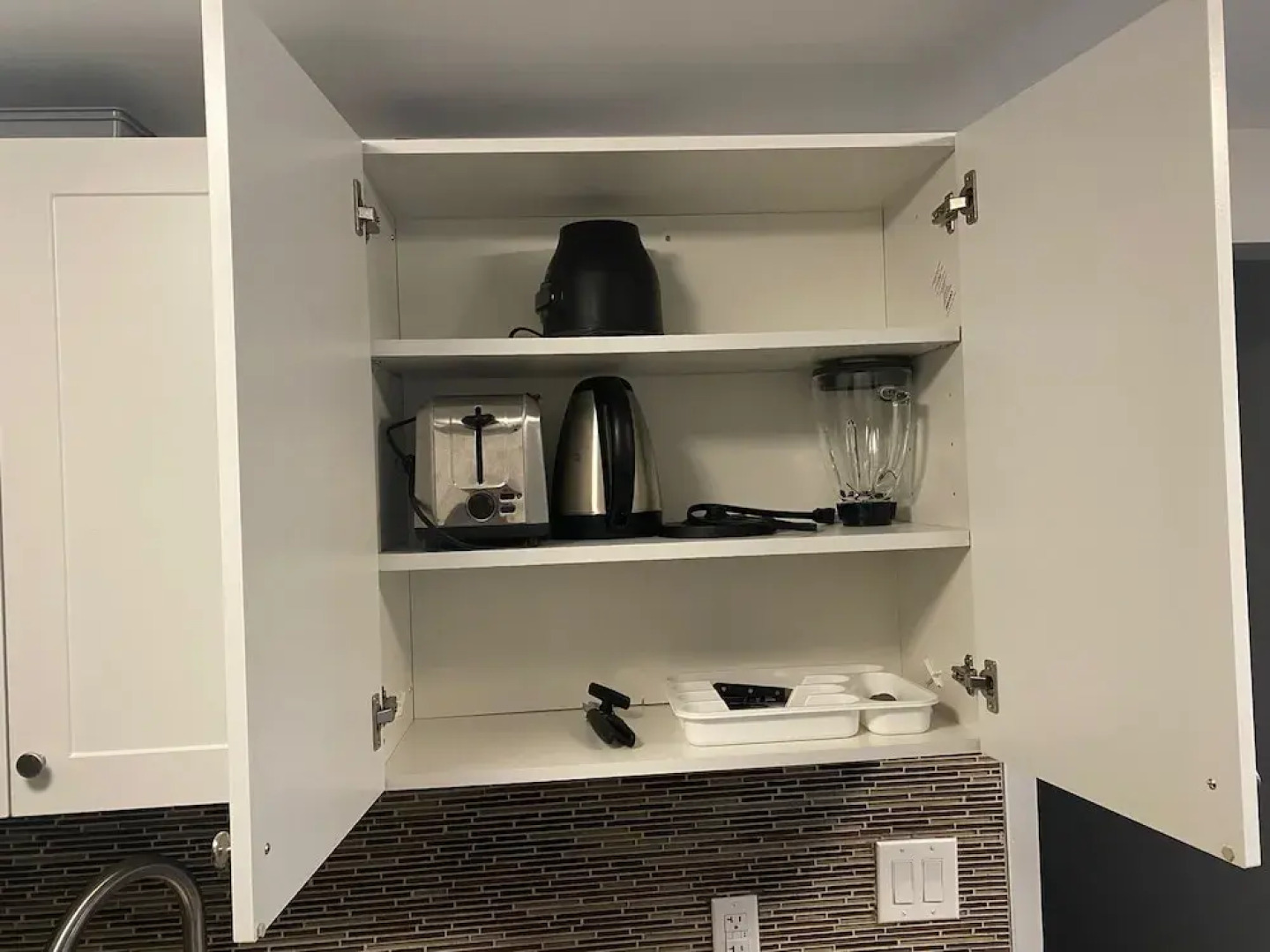 Modern 3 BR Home - Family Friendly